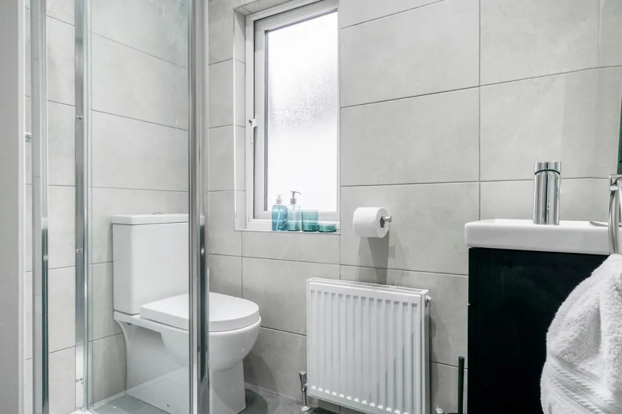 Holiday home Close To City Centre Stylish 3 Bedroom House Belfast