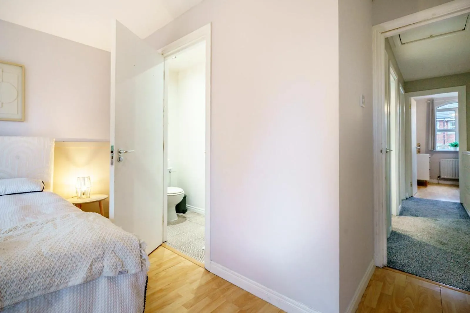 Close To City Centre Stylish 3 Bedroom House Belfast