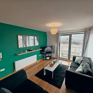 Apartment 2br Mountain View Centre, Belfast