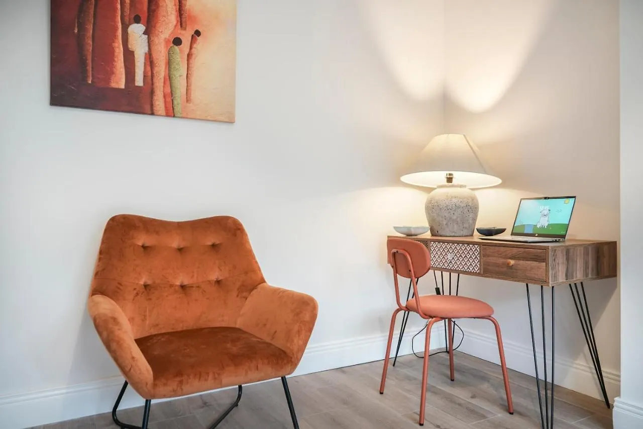 Close To City Centre Stylish 3 Bedroom House Belfast 0*,  Royaume-Uni